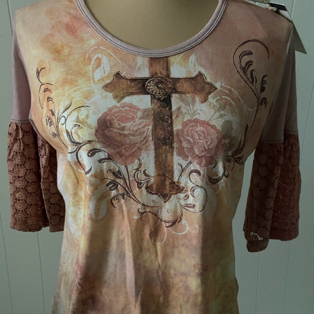 Women's Floral Cross Top by American Canvas.